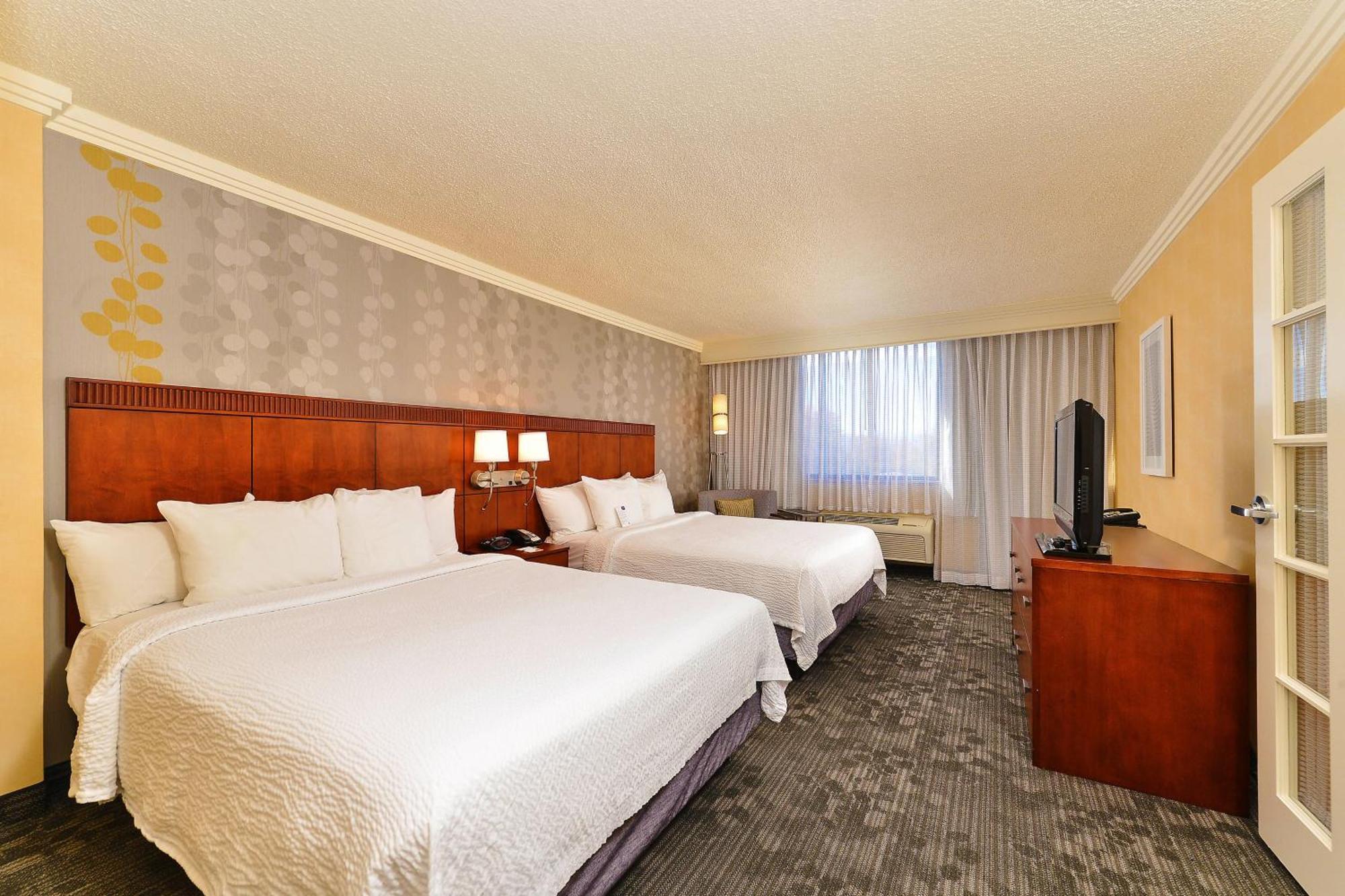 Courtyard By Marriott Denver Cherry Creek Zewnętrze zdjęcie