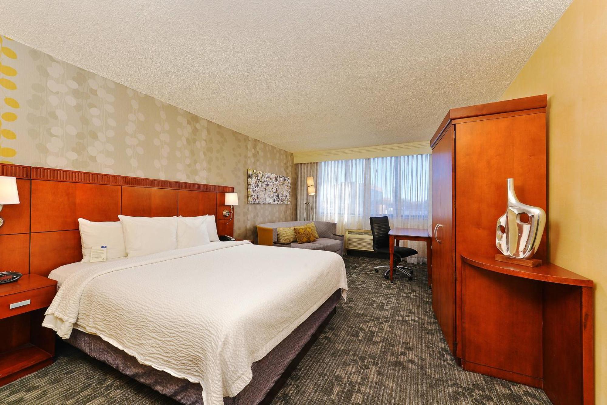 Courtyard By Marriott Denver Cherry Creek Zewnętrze zdjęcie