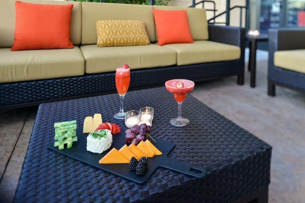 Courtyard By Marriott Denver Cherry Creek Zewnętrze zdjęcie